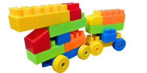 Voiture remplie de Lego